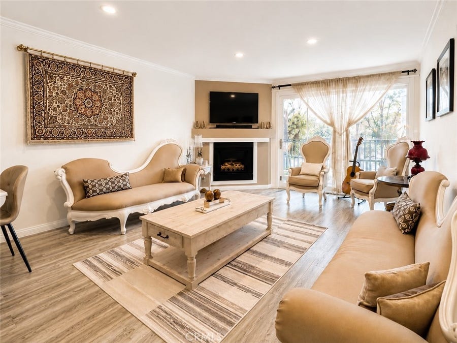 Property photo for 5565 Canoga Avenue, #207, Woodland Hills, CA