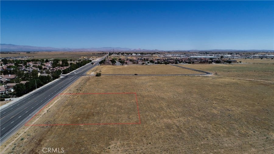 Property photo for 44130 60th Street West, Lancaster, CA