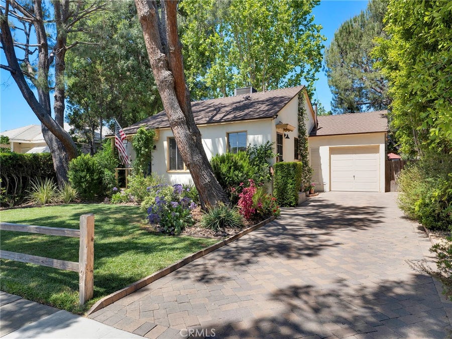 Property photo for 7051 Chimineas Avenue, Reseda, CA