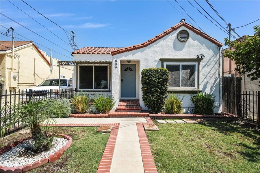 Property photo for 833 W 98th, Los Angeles, CA