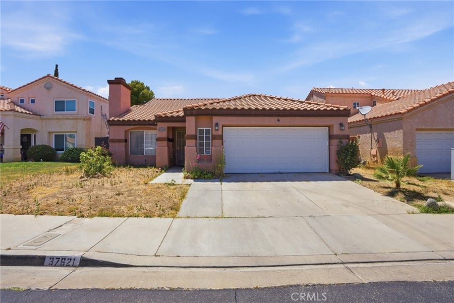 Property photo for 37621 Harvey, Palmdale, CA
