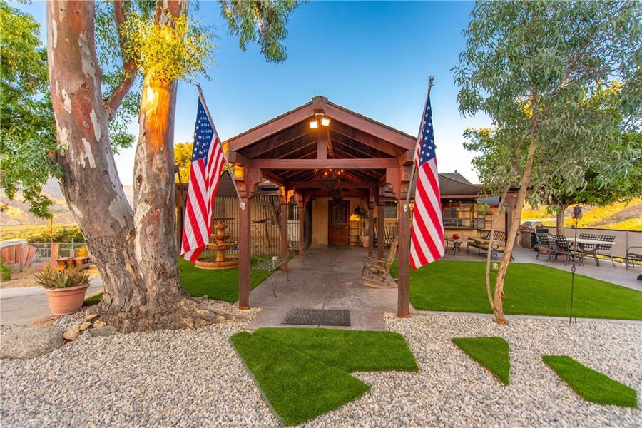 Property photo for 9354 HILLROSE Street, Sunland, CA