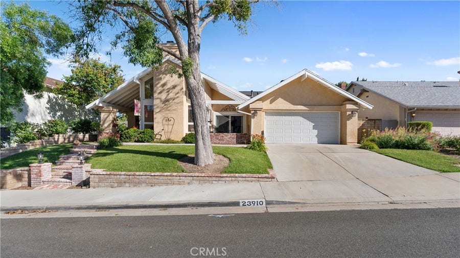 Property photo for 23910 Plaza Gavilan, Valencia, CA