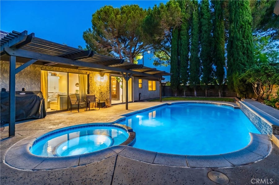 Property photo for 44001 Ruthron Avenue, Lancaster, CA