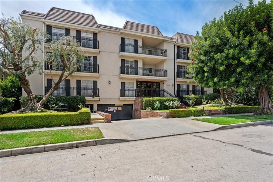 Property photo for 15248 Dickens Street, #205, Sherman Oaks, CA