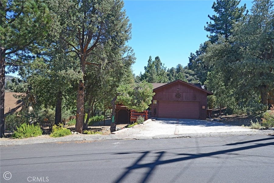 Property photo for 15417 Acacia, Pine Mountain Club, CA