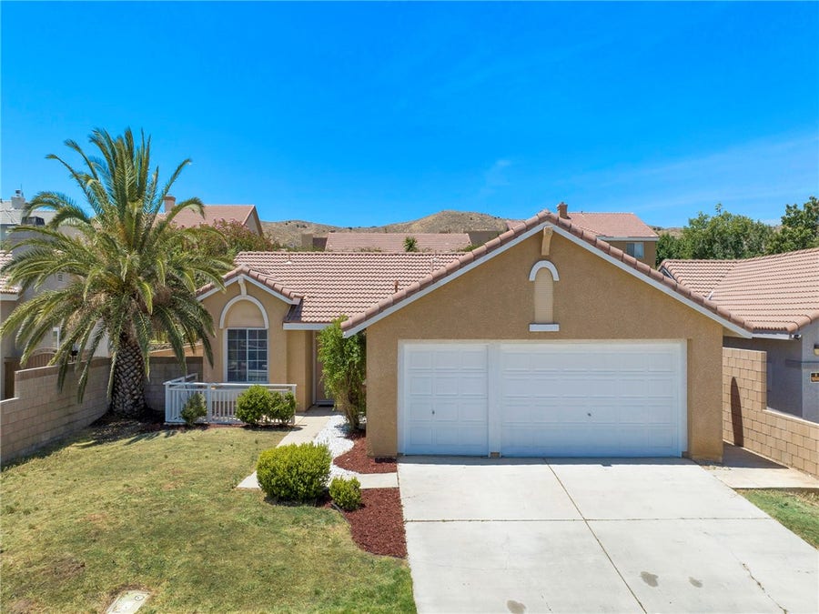 Property photo for 3840 Cobble Court, Palmdale, CA