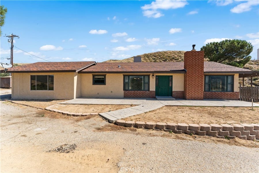 Property photo for 9715 Northside, Leona Valley, CA