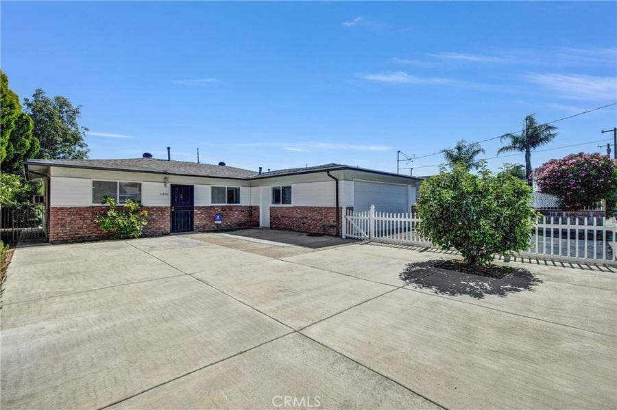 Property photo for 11046 Lull St., Sun Valley, CA
