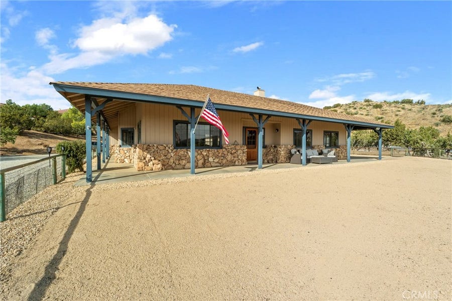 Property photo for 6535 Juniper Crest Road, Agua Dulce, CA
