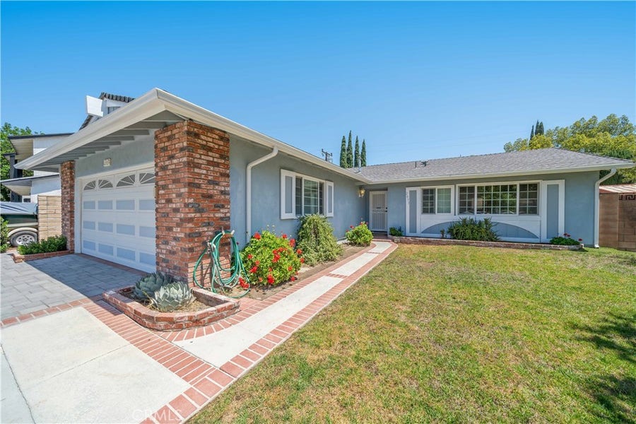Property photo for 2053 Malcolm, Simi Valley, CA
