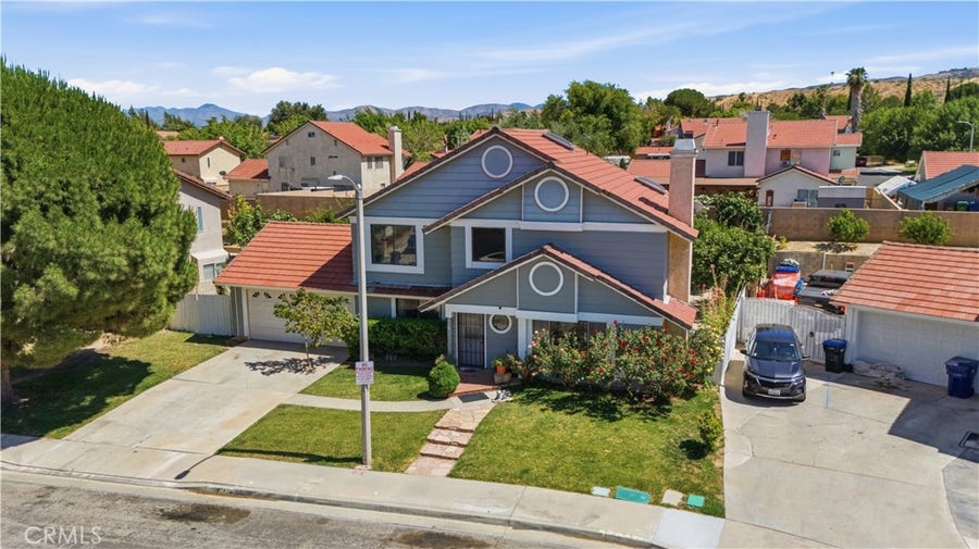 Property photo for 118 E Avenue R3, Palmdale, CA