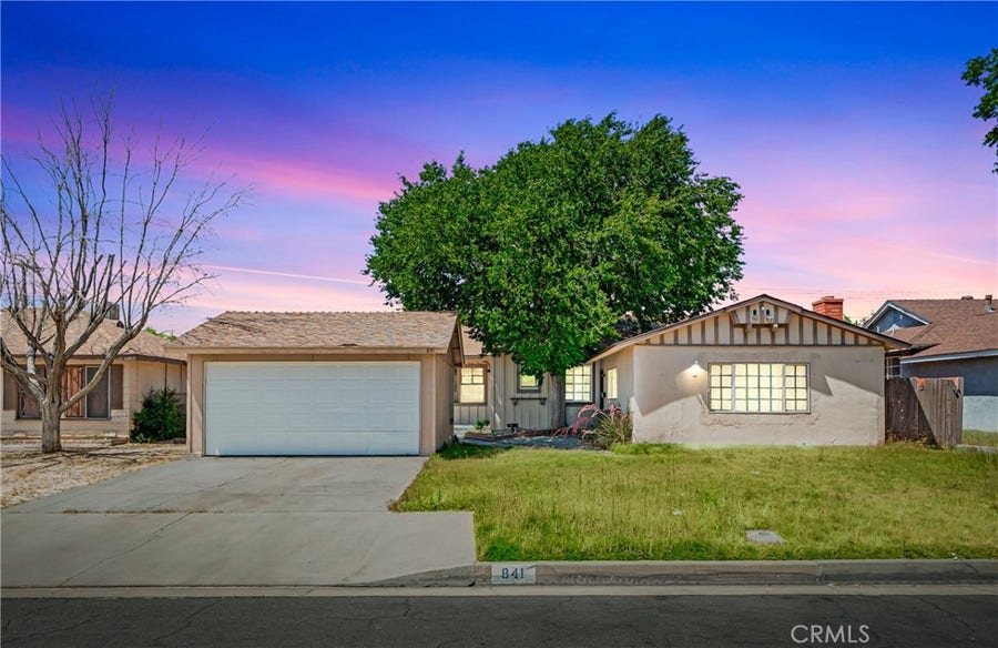 Property photo for 841 W Avenue J9, Lancaster, CA
