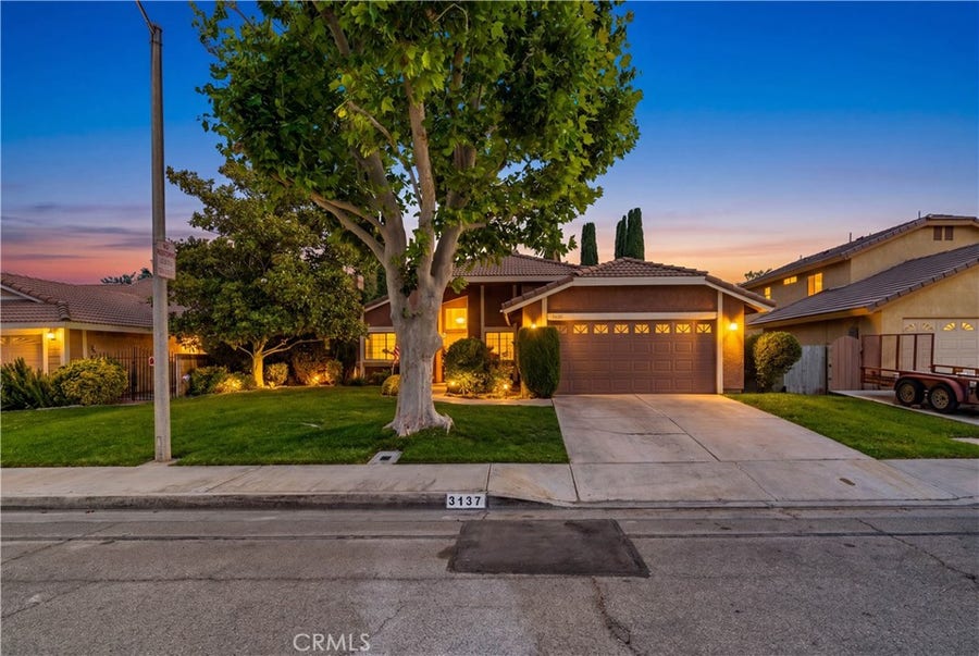 Property photo for 3137 W Avenue J6, Lancaster, CA