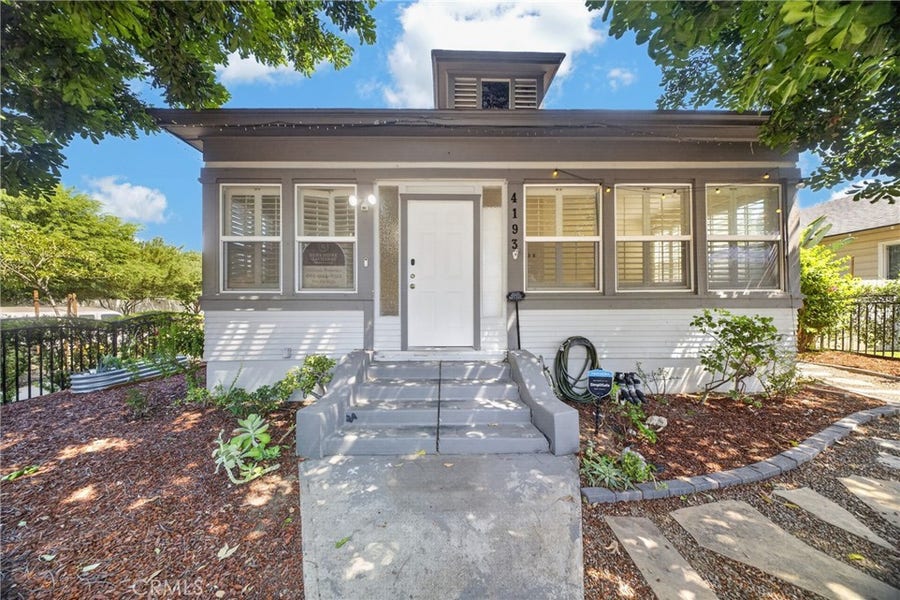 Property photo for 4193 5th, Riverside, CA