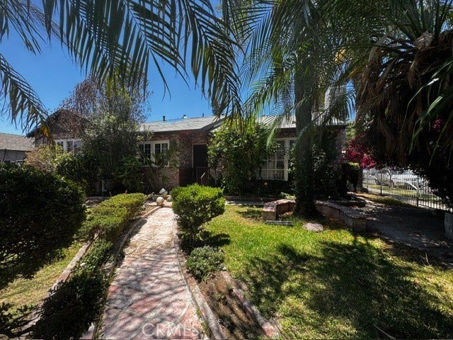 Property photo for 7539 Jumilla, Winnetka, CA