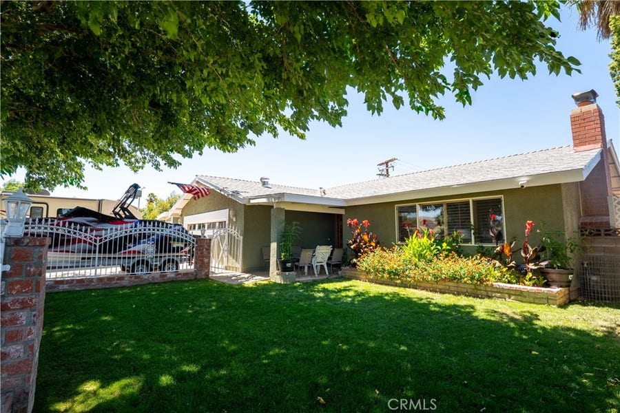 Property photo for 2501 E Avenue R4, Palmdale, CA