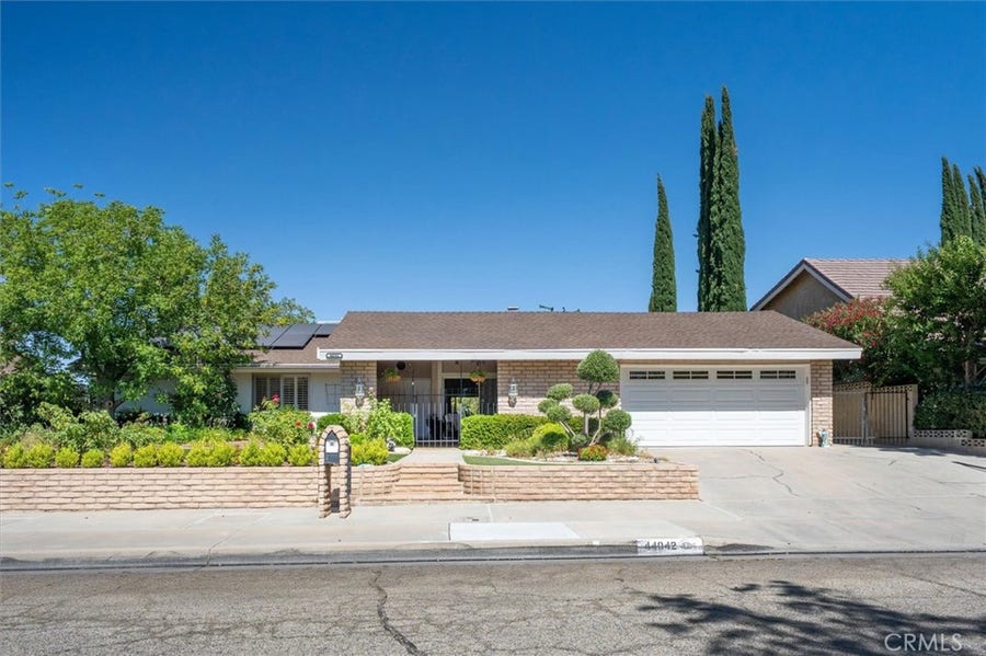 Property photo for 44042 27th St. W., Lancaster, CA