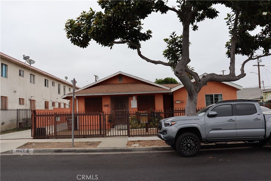 Property photo for 1025 W 103rd, Los Angeles, CA