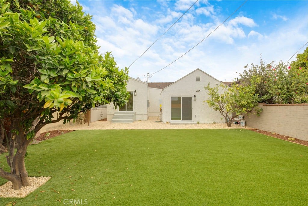 6306 Alviso, Hyde Park, CA 90043