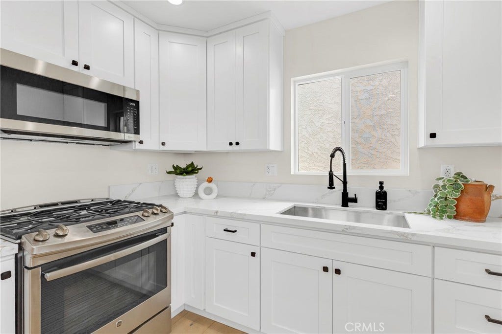 6306 Alviso, Hyde Park, CA 90043