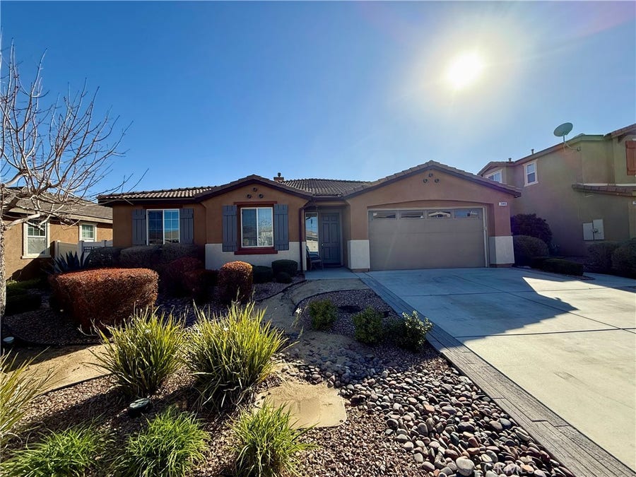 Property photo for 39446 11th W, Palmdale, CA