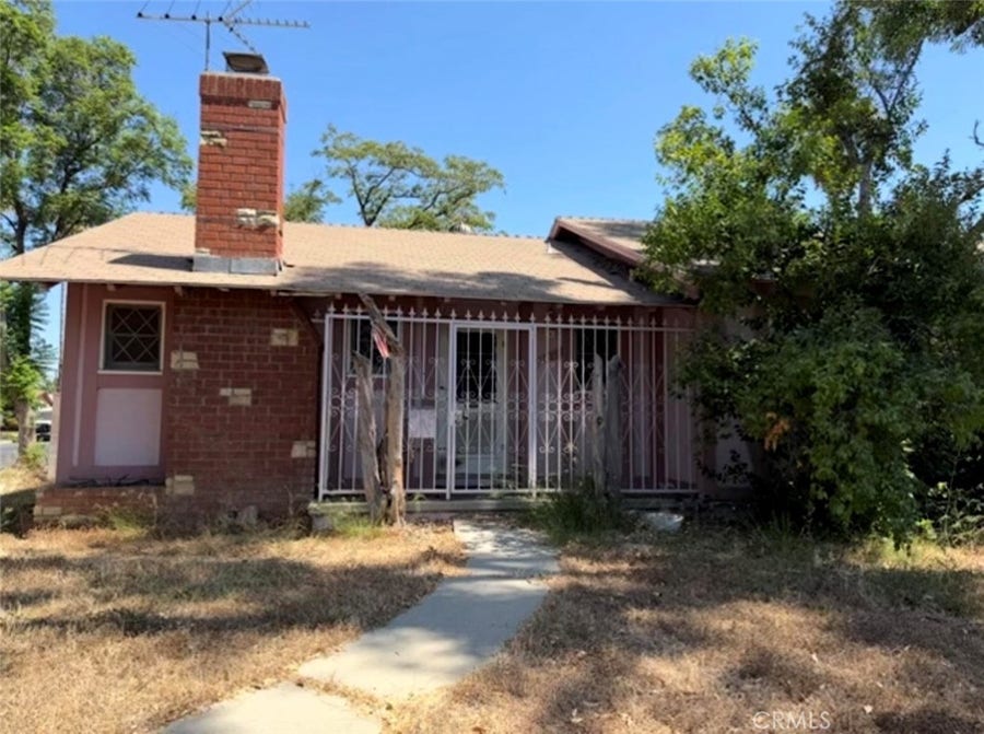 Property photo for 21053 Baltar Street, Canoga Park, CA