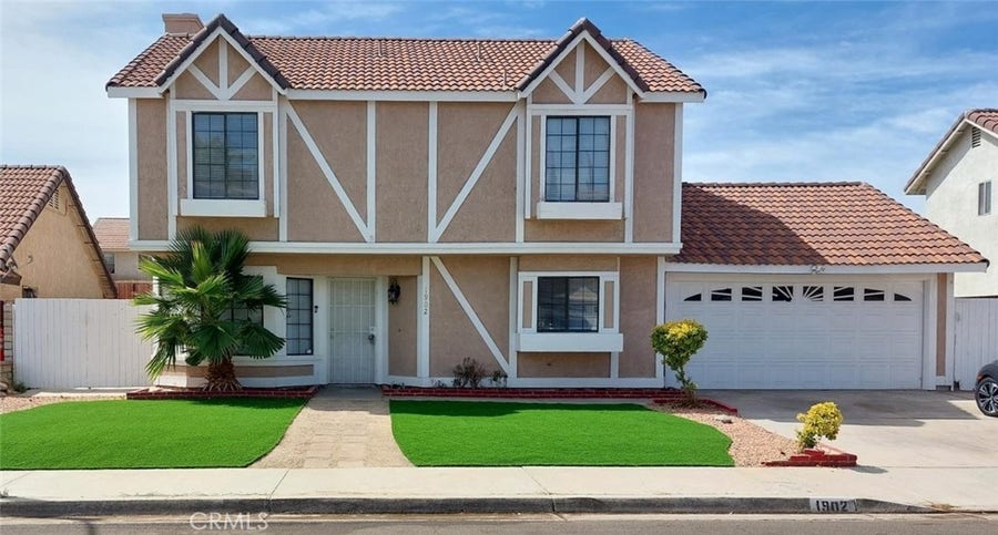 Property photo for 1902 Simsburry, Palmdale, CA