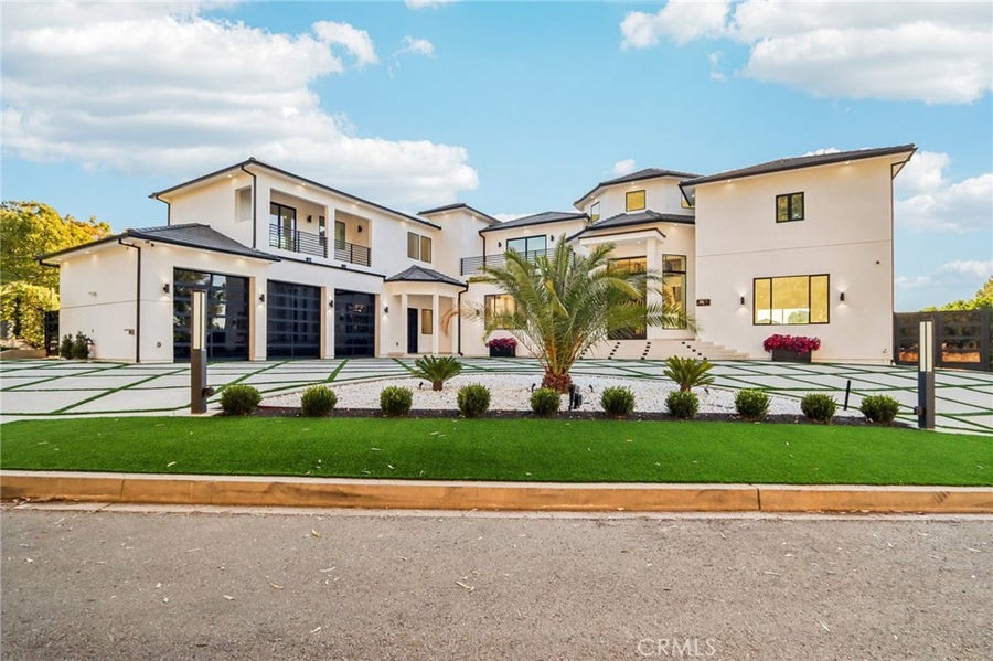 Property photo for 10511 Mary Bell Avenue, Shadow Hills, CA