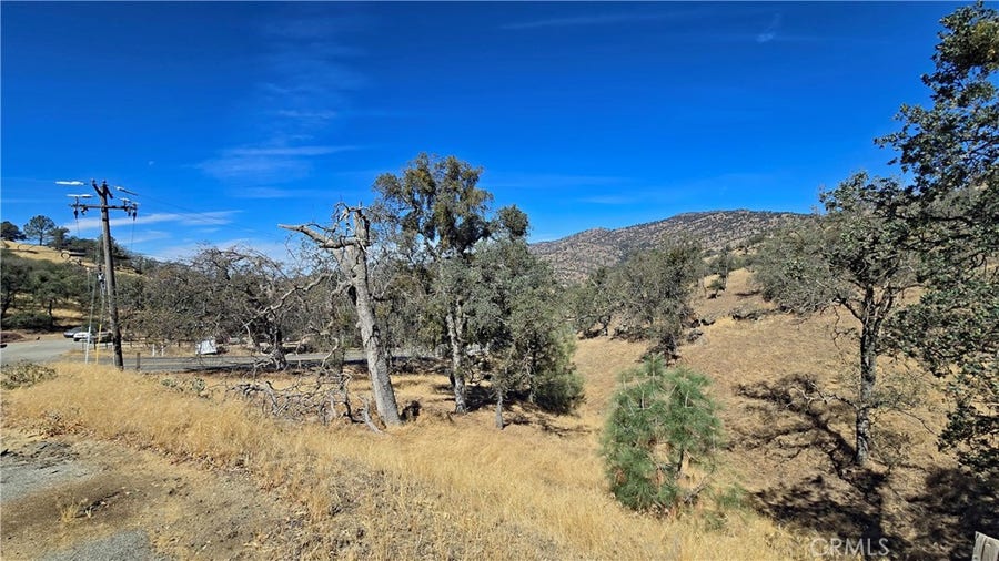 Property photo for 0 Drake Court, Tehachapi, CA