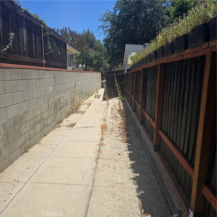 drive way