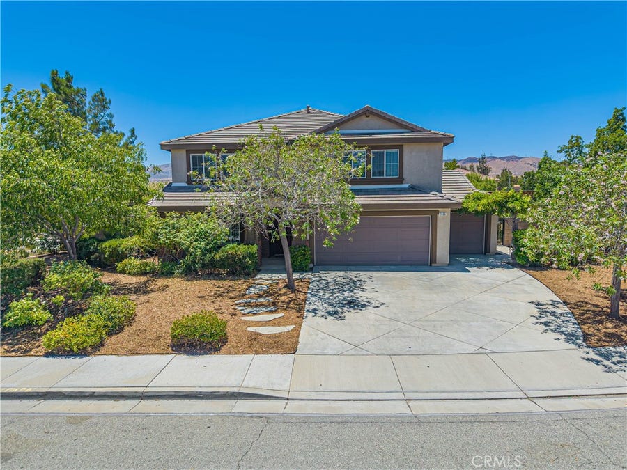 Property photo for 2606 Tuscany Court, Palmdale, CA