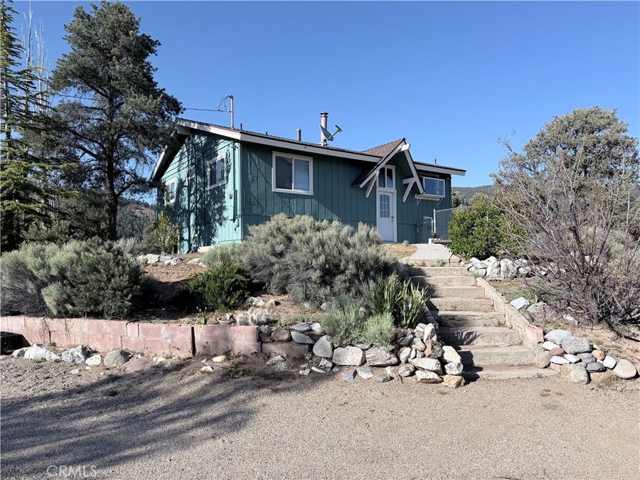 Property photo for 9316 Whispering Pines Rd., Frazier Park, CA