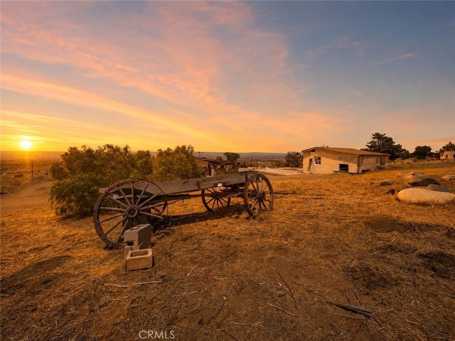 Property photo for 29935 Maypath Road, Juniper Hills, CA