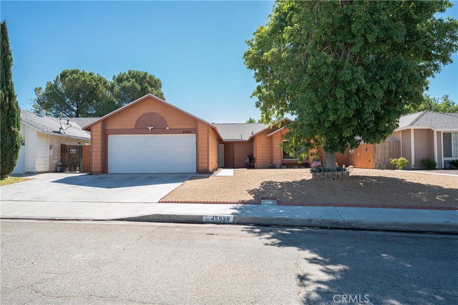 Property photo for 45928 Foxtail, Lancaster, CA