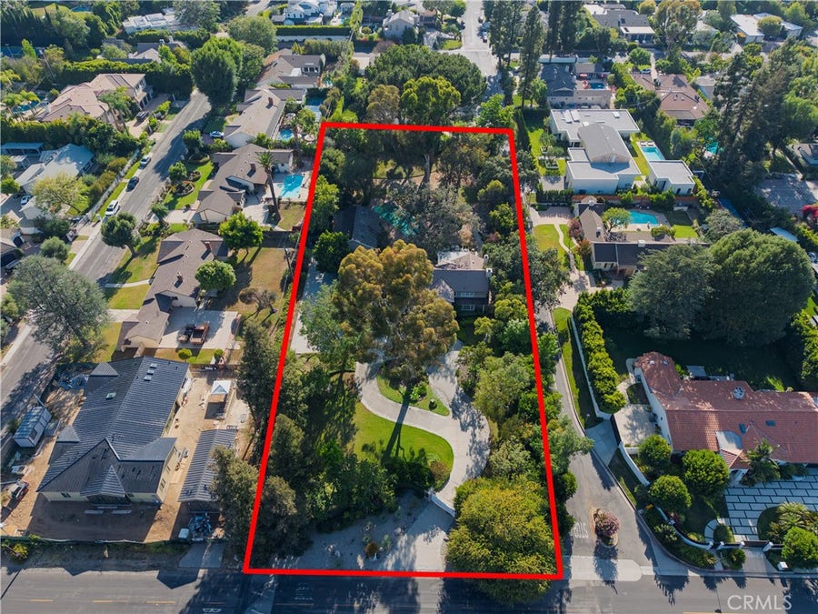 Property photo for 5255 Amestoy, Encino, CA