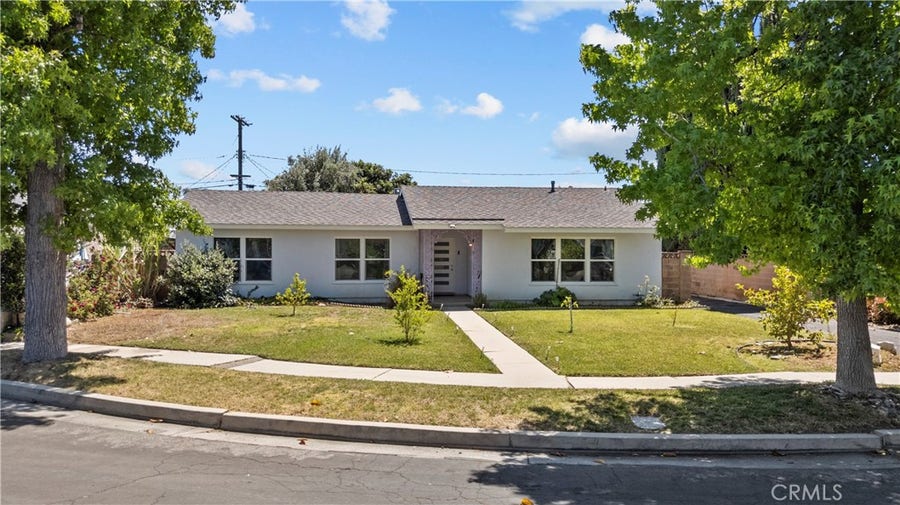 Property photo for 20110 Kinzie, Chatsworth, CA