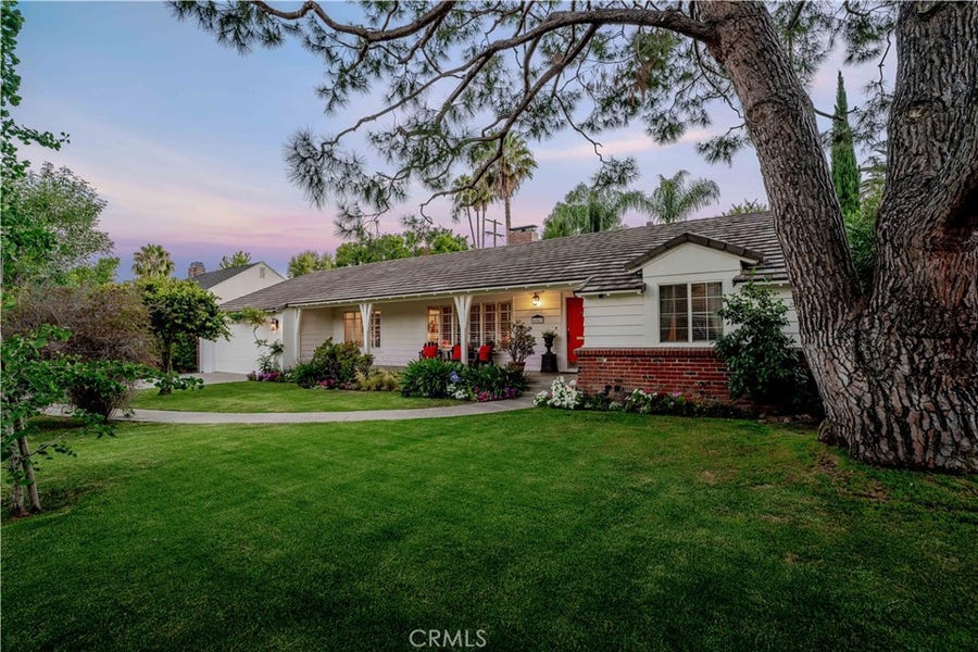 Property photo for 6843 Chisholm, Van Nuys, CA
