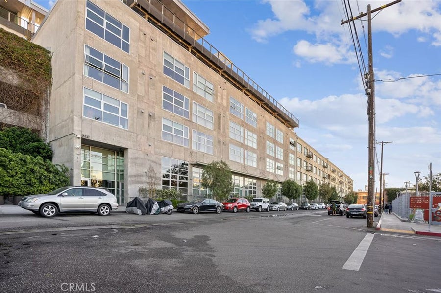 Property photo for 510 S Hewitt, Los Angeles, CA