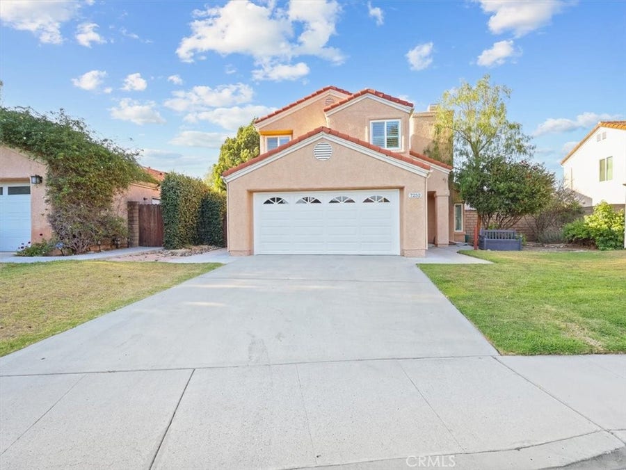 Property photo for 7252 Pecan Ave, Moorpark, CA