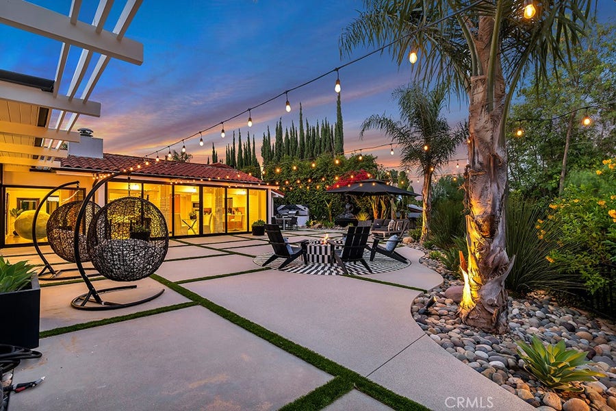 Property photo for 21520 Arcos, Woodland Hills, CA