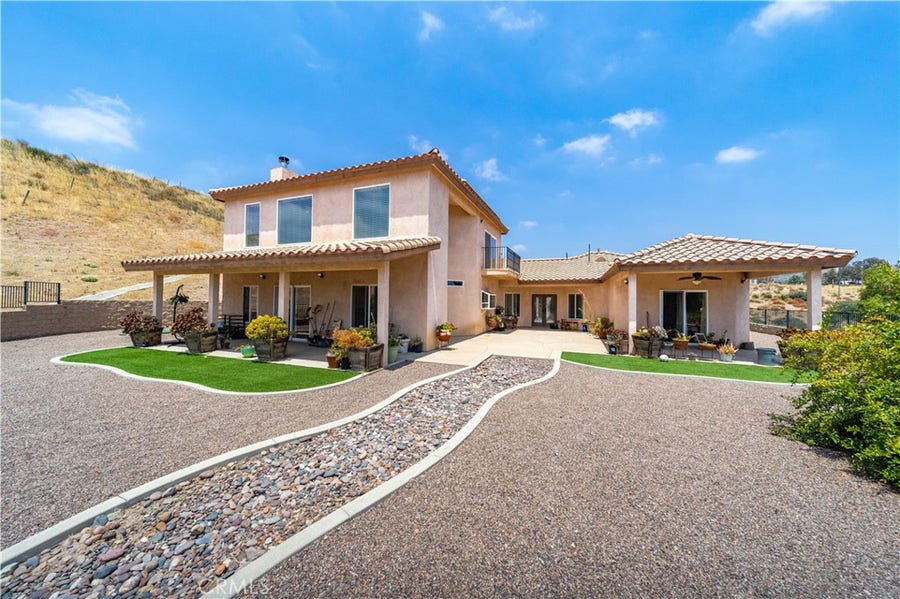 Property photo for 13675 Davenport, Agua Dulce, CA