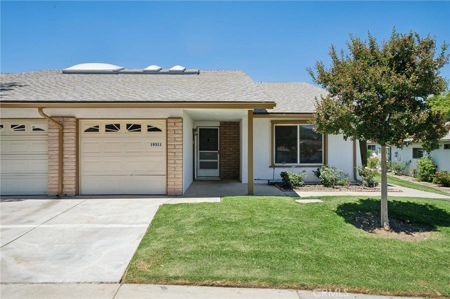 Property photo for 19311 Oak Crossing Road, Newhall, CA