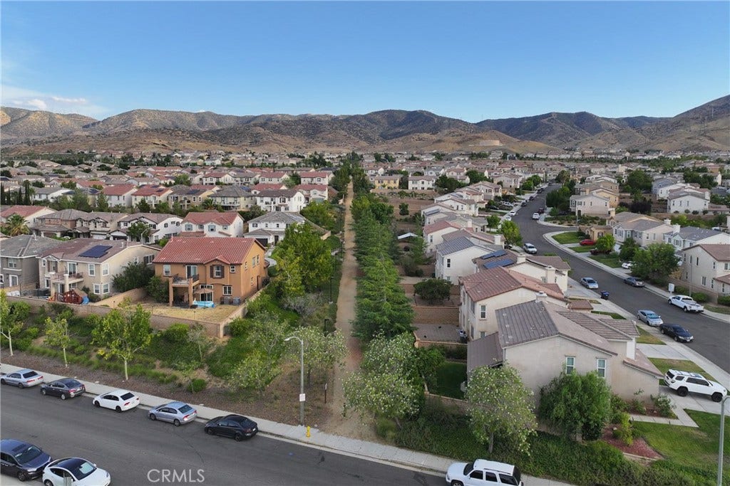 2821 Bracken Way, Palmdale, CA 93551