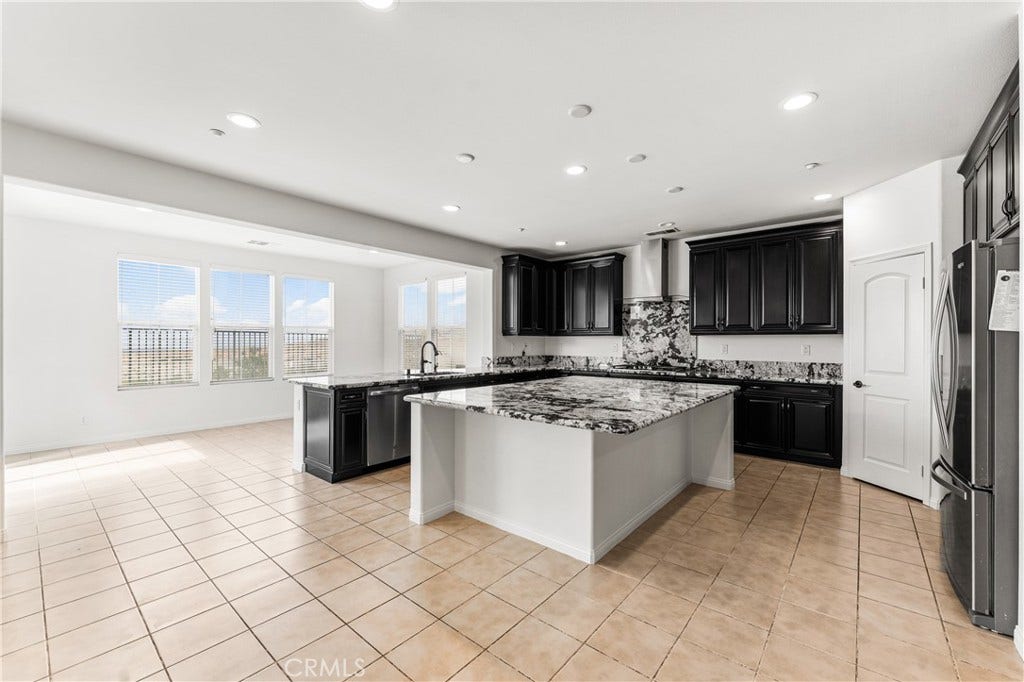 2821 Bracken Way, Palmdale, CA 93551