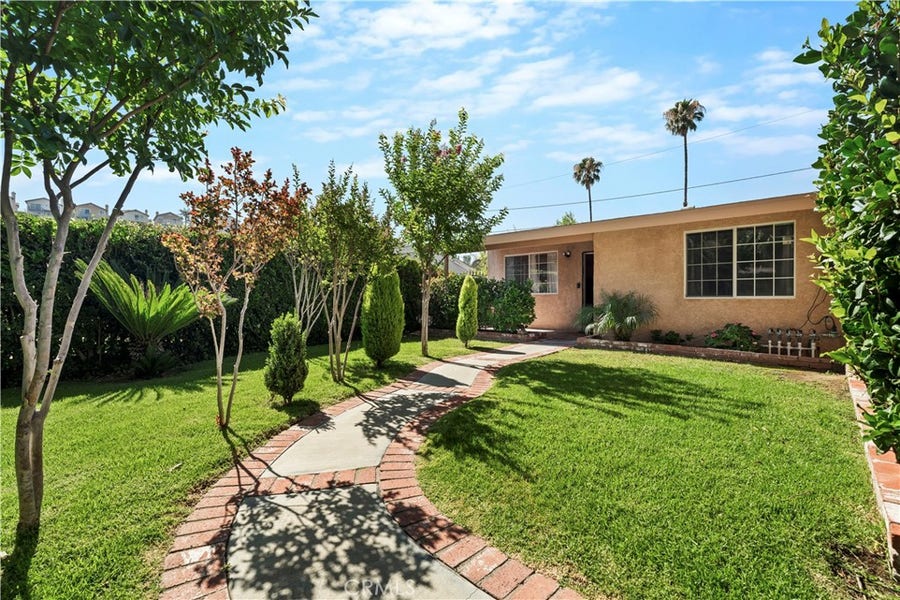 Property photo for 19012 Drycliff, Canyon Country, CA