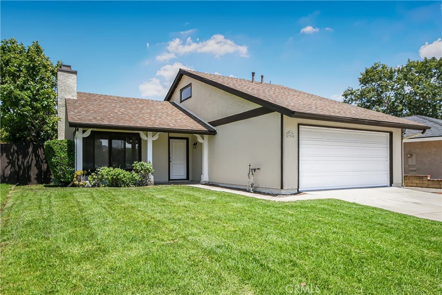 Property photo for 29524 Cambridge, Castaic, CA