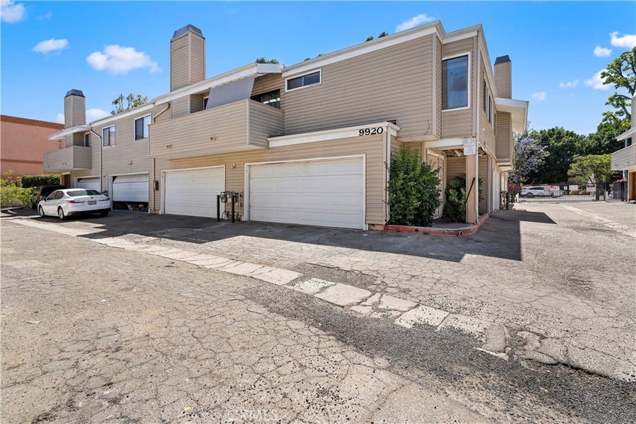 Property photo for 9920 Sepulveda, #7, San Fernando, CA