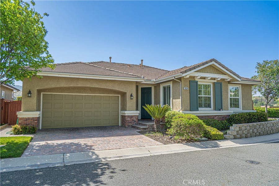Property photo for 19534 Eleven Court, Newhall, CA