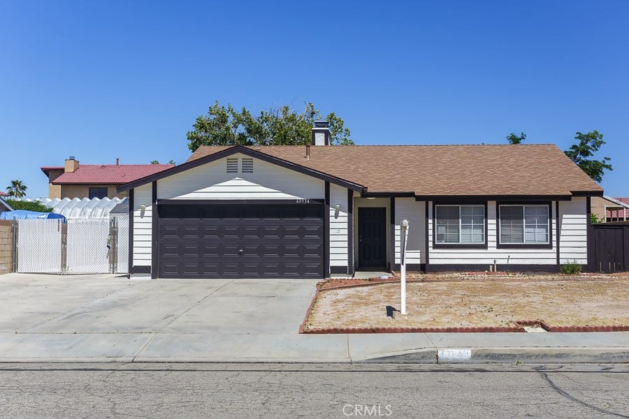 Property photo for 43934 Palm Vista Avenue, Lancaster, CA